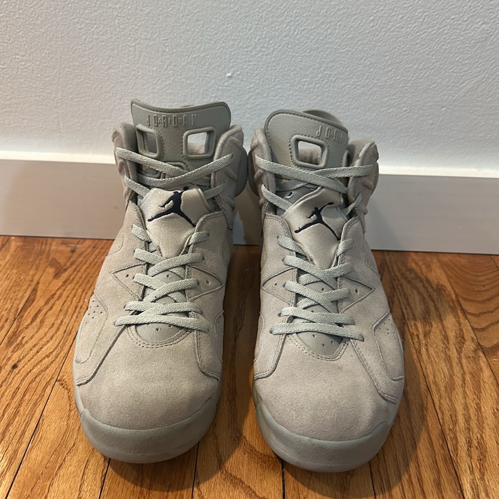 Georgetown 6. Size 12